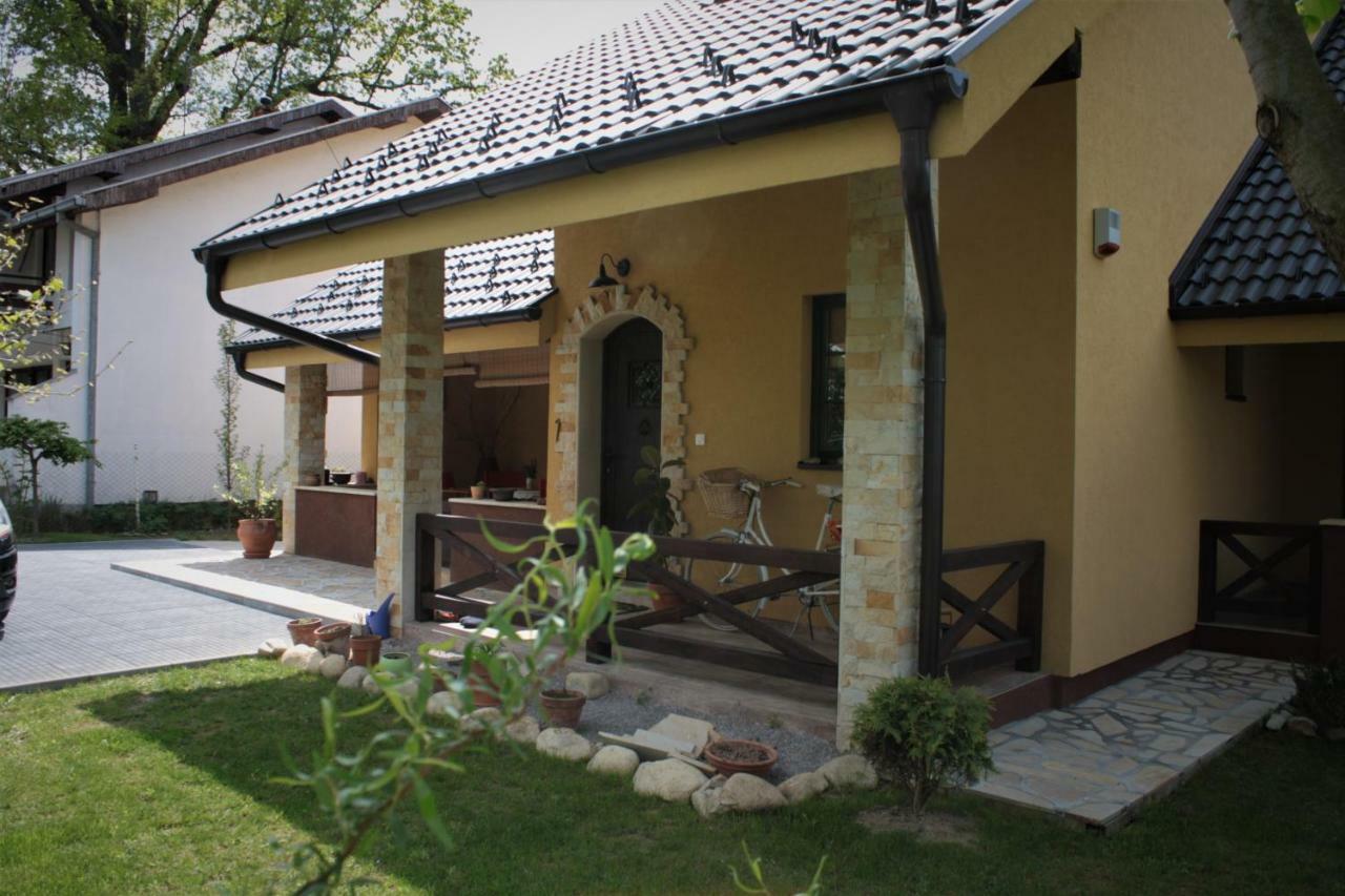 Guesthouse Silvani 쿠르셰바츠 외부 사진